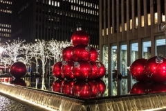 Avenue of the Americas bw 49/50 Christmas Decor